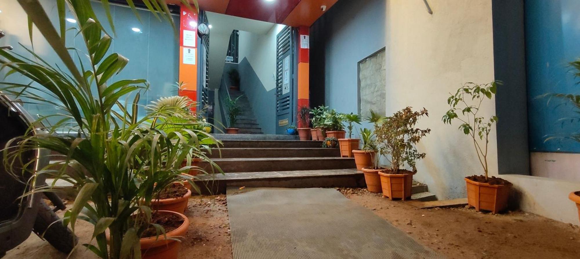 Hotel Amulya Regency Bayappanhalli Esterno foto